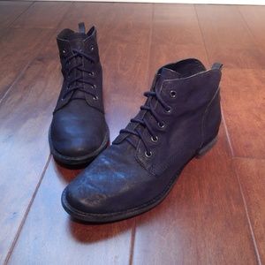 Sam Edelman Booties size 7